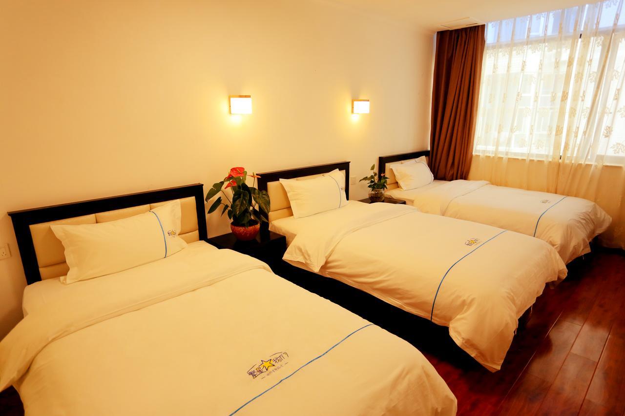 Infinite Stars Us Youth Hostel تشنجدو الغرفة الصورة